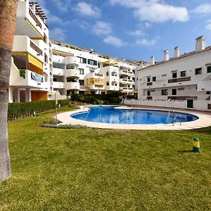 https://urb-pueblo-del-parque-luxury-2-bedroom-apartment.1costadelsol.com